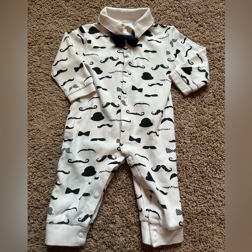 Charming Black and White Kids Footie